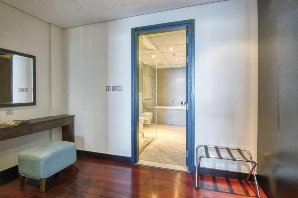 Marvelous Private Beach Apartment In Palm Dubai Within Anantara 5 Star Resort Buitenkant foto