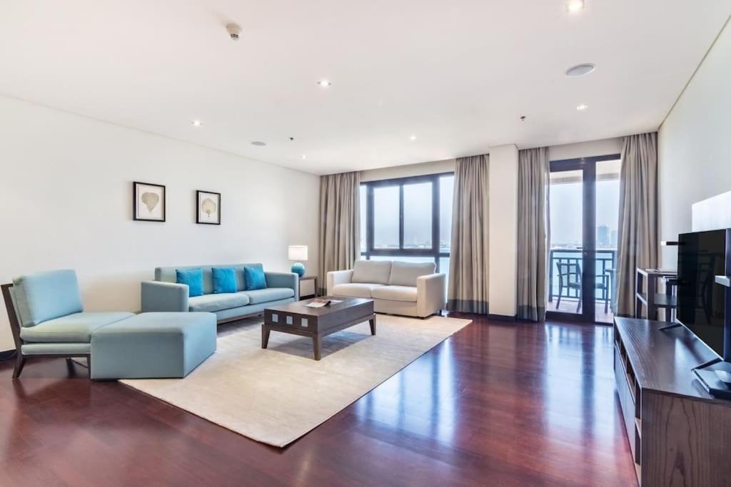 Marvelous Private Beach Apartment In Palm Dubai Within Anantara 5 Star Resort Buitenkant foto
