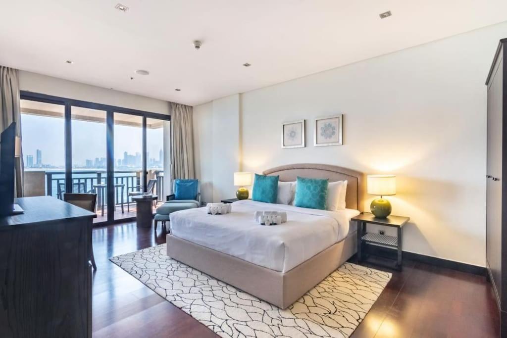 Marvelous Private Beach Apartment In Palm Dubai Within Anantara 5 Star Resort Buitenkant foto