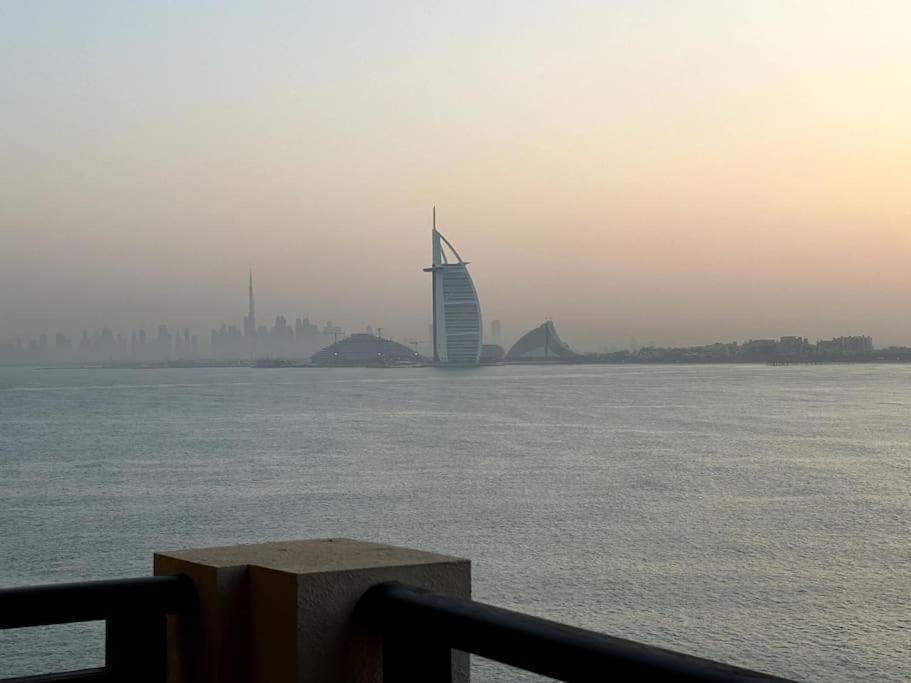 Marvelous Private Beach Apartment In Palm Dubai Within Anantara 5 Star Resort Buitenkant foto