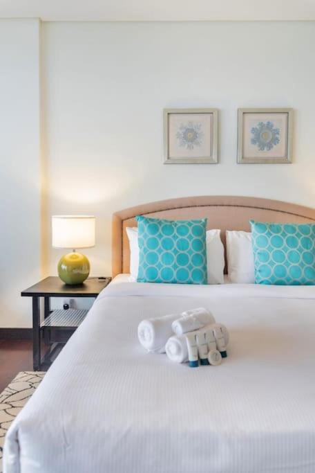 Marvelous Private Beach Apartment In Palm Dubai Within Anantara 5 Star Resort Buitenkant foto